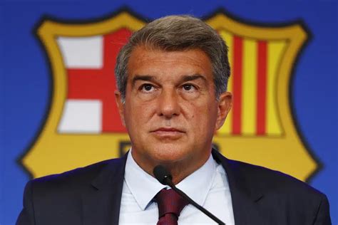 Prosecutors accuse Barcelona of corruption in ref payments