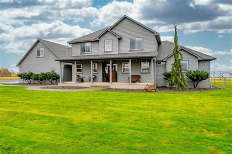 Prosser wa 99350. Nearby homes similar to 1940 Mountain View Dr have recently sold between $309K to $673K at an average of $220 per square foot. SOLD NOV 2, 2023. $407,000 Last Sold Price. 3 beds. 2 baths. 1,727 sq ft. 1124 Bordeaux St, Prosser, WA 99350. MLS 270553. 