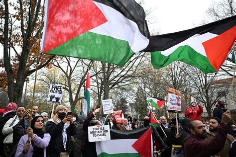 Protesters block downtown streets outside Israeli consulate during morning rush