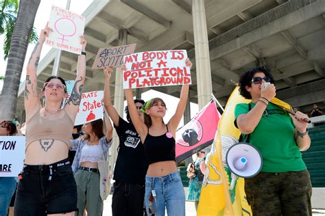 Protesters decrying Florida abortion ban march to Fort Lauderdale City Hall