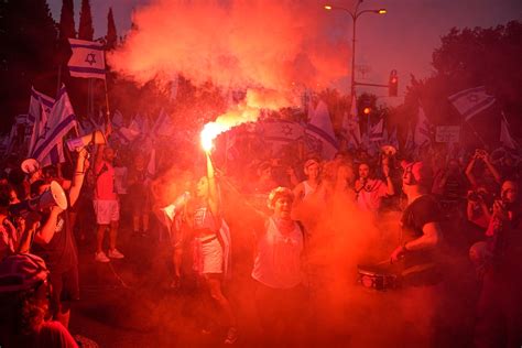 Protests swell in Tel Aviv for 28th week as anti-government movement vows more ‘days of disruption’