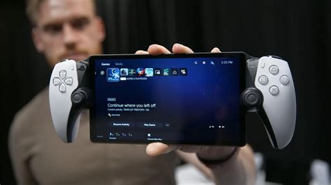 Nov 26, 2023 · The PlayStation Portal is Sony's $200 PS5 accessory that looks like a Nintendo Switch, but isn't a dedicated gaming handheld. Games stream via Wi-Fi from your PS5 to the device, allowing you to ... . 