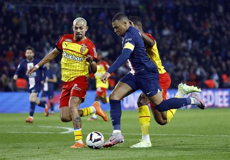 Psg vs. lens. 15 Apr 2023 ... PARIS (AP) — Kylian Mbappé and Lionel Messi scored a goal each as French league leader Paris Saint-Germain profited from a red card to beat ... 