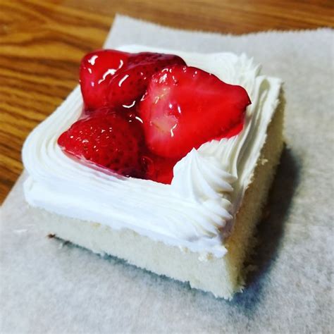 Pticek and Son Bakery: Best bakery around! - See 10 traveler reviews, 13 candid photos, and great deals for Chicago, IL, at Tripadvisor.. 