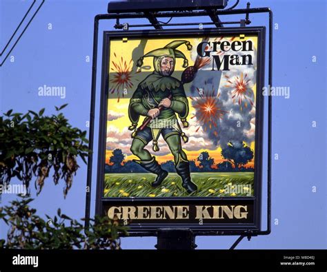 Pub sign green man hi-res stock photography and images - Alamy