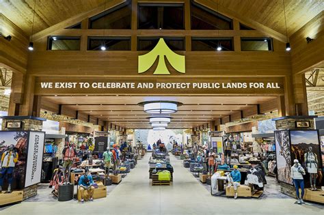 Public lands store. Public Lands’ mission is to celebrate and protect public lands for all. They work together to leave a lasting impact in local communities and those that define the 640 million acres of public lands. Public Lands is a member of 1% for the Planet, and donates a full 1% of all its sales (based on purchase price) to the Public Lands Fund. 