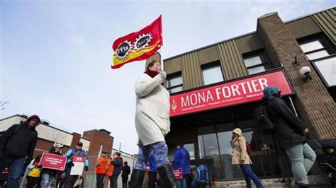Public service union to picket at locations with more impact as strike enters Day 6