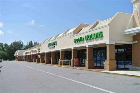 Publix 1414. Publix-Anchored Center; Redeveloped in November 2013; Located at the Busy Intersection of US-41 and Laurel Road; 3.5 Miles North of Venice; 4.5 Miles South of Osprey; 3.0 Miles West of Interstate-75; Excellent Visibility and Access; Pylon Signage Available; Well Established National and Local Tenant Mix; Combined Traffic Count: 58,300 VPD 