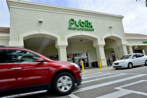Publix Employee Review. 5.0. Job work-life balance. Salary/Benefits. Job security/advancement. Management. Job culture. 5 stars. Bakery Clerk (Current Employee) - Lake Mary, FL - 28 December 2022. What is the best part of working at the company? Publix loves and takes great care of employees.. 