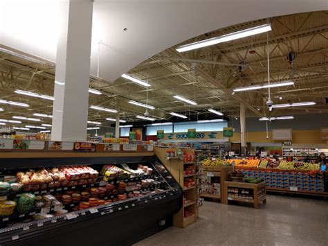 A southern favorite for groceries, Publix Super Market at Miller