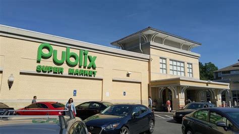 Publix atlanta road. Atlanta is known for hosting the 1996 Olympics, being the home of Coca-Cola and being the capital of the Georgia, the Peach State. Atlanta holds claim to many other titles and is k... 
