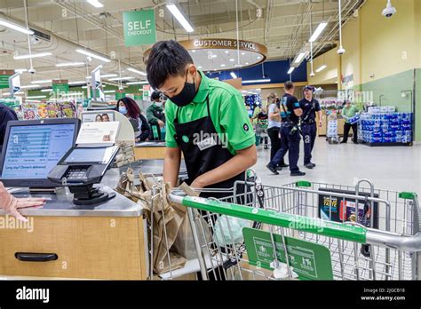 Today's top 8 Grocery Bagger jobs in Lakeland, Florida, United States. Leverage your professional network, and get hired. ... Publix Super Markets (2) Campbell's (1) Done Salary $40,000+ (3 ...