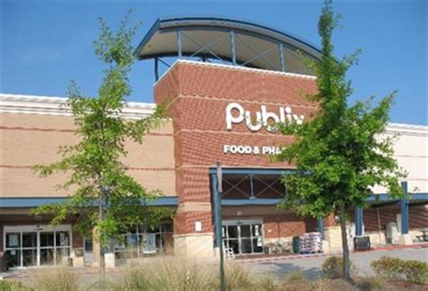 Publix is found in a convenient location right near the intersection of Old Conyers Road and East Atlanta Road, in Stockbridge, Georgia. By car Merely a 1 minute trip from Stapleton Drive, Valley Hill Road, Taylor Drive and Old Stagecoach Road; a 5 minute drive from Ga-42, Rock Quarry Road and North Henry Boulevard; and a 10 minute trip from ...