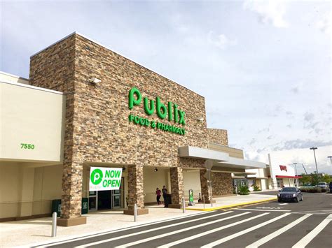 Publix doral. In March, Codina Partners announced that Publix would have the only supermarket located in the120-acre Downtown Doral Project. The project includes 2,840 ... 