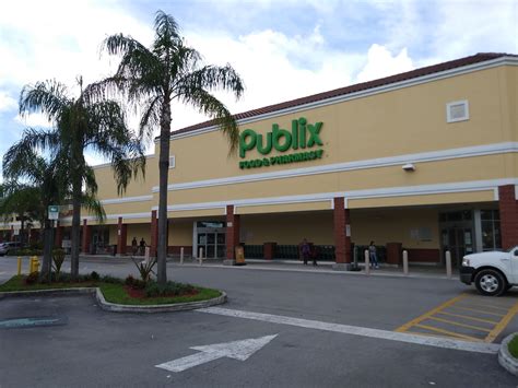 Publix downtown doral. Mar 16, 2017 · On Friday, Downtown Doral will be joined by the new and nearby CityPlace Doral, a 55-acre urban center off Doral Boulevard that marries offices, million-dollar homes and 300 apartments built atop ... 