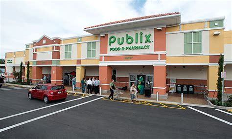 Publix’s delivery and curbside pickup item prices are higher than it