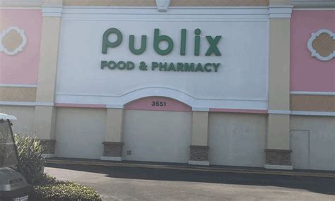 Publix northlake. Publix Super Markets Inc. is a well-known grocery store chain that offers a wide range of products and services to customers in Okeechobee, FL. With a commitment to quality and customer satisfaction, Publix provides delivery, curbside pickup, and expedited delivery options through their partnership with Instacart. 