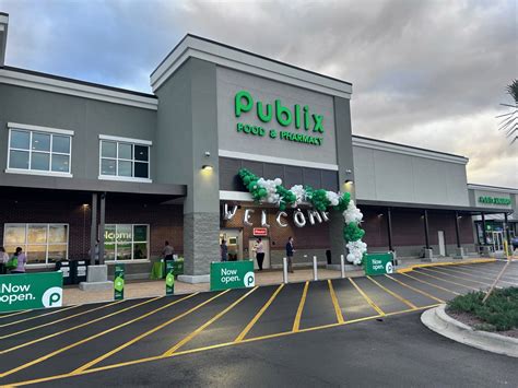Publix panama city opening date. Publix is kicking off 2024 with four new store openings in Florida and across the Southeast United States. The Florida-based grocery chain plans to open two new locations in the Sunshine State in ... 