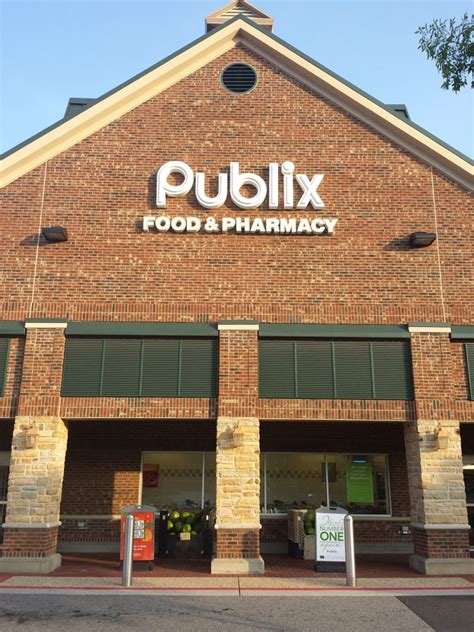 The current location address for Publix Pharmacy #0596 is 5885 Cu