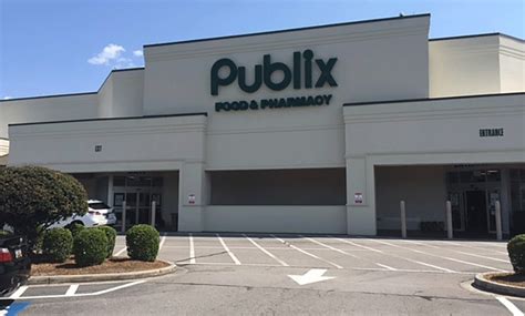 Publix's delivery and curbside pickup item prices are