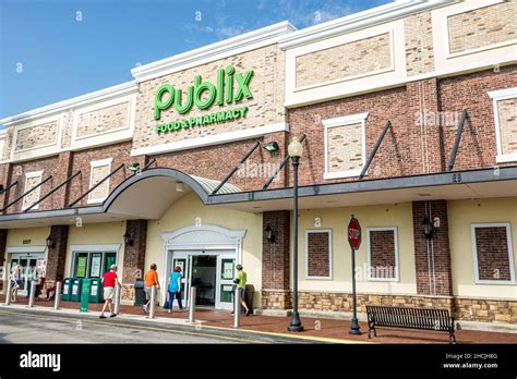 Publix port st john. Page created - November 29, 2012. A southern favorite for groceries, Publix Super Market at East Port Plaza is conveniently located... 9100 S US Hwy 1, Port Saint Lucie, FL 34952. 