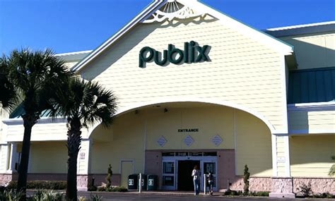Sep 23, 2023 · Publix Store Status. Last Updated: September 23, 2023 at 9:00 a.m. All Publix locations are currently open normal business hours . The most up-to-date information on changes to store hours will be shared here. Check in here for information about Publix stores that may be closed in your area due to storms or hurricanes.. 