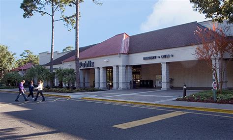 The country where Publix Super Market at Festival Centre at Indigo Park is located is United States, while the company's headquarters is in Hilton Head Island. Unfortunately, we do not have detailed information about the company's offer and products, therefore we suggest you to contact by phone: +1843-689-9977. You can visit the headquarters of ... . 