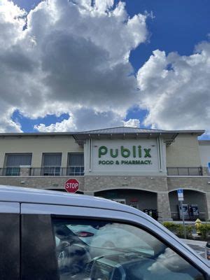 Publix’s delivery and curbside pickup it