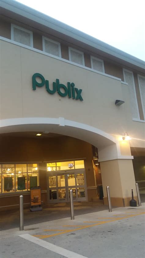 Publix super market at glade crossing. Things To Know About Publix super market at glade crossing. 