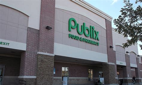 Publix super market at high point town center. This information can be found at FloridaHealthFinder.gov. Publix Pharmacy services are accessible to all. Read our notice of Healthcare Nondiscrimination. It is important to dispose of unused, unwanted, or expired medication properly. For more information, please refer to the U.S. Food and Drug Administration (FDA) guidelines for drug disposal. 
