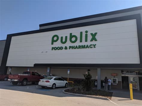 Publix super market at melbourne shopping center. 77 Faves for PUBLIX SUPER MARKET from neighbors in Melbourne, FL. Fill your prescriptions and shop for over-the-counter medications at Publix Pharmacy at Suntree Square. Our staff of knowledgeable, compassionate pharmacists provide patient counseling, immunizations, health screenings, and more. Download the Publix Pharmacy app to request and pay for refills. 
