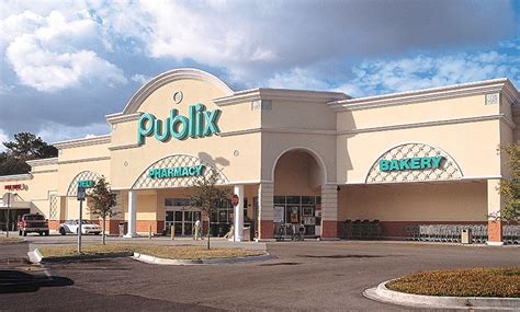 Publix is found in a premium position in Middleburg Crossings at 2640 Blanding Boulevard, within the west region of Middleburg (a few minutes walk from Wisteria Lane). This supermarket provides service principally to the locales of Orange Park, Fleming Island, Penney Farms, Doctors Inlet, Green Cove Springs and Jacksonville.. 