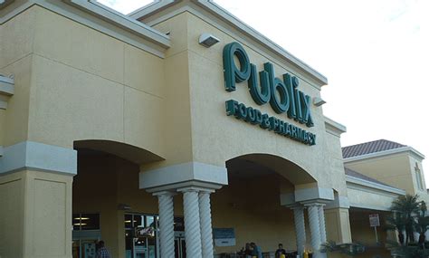 Publix's delivery and curbside pickup item prices are higher