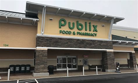 Publix Super Market at North Pointe Plaza. Information Photos Comments. Category: Supermarket: Address: 15151 N Dale Mabry Hwy, Tampa, FL 33618, USA: Phone: +1 813 ... . 