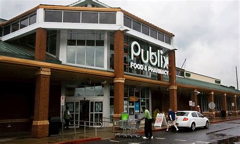  Publix Pharmacy at Paces Ferry Center. 38 Years in Busin