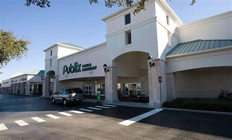 A southern favorite for groceries, Publix S