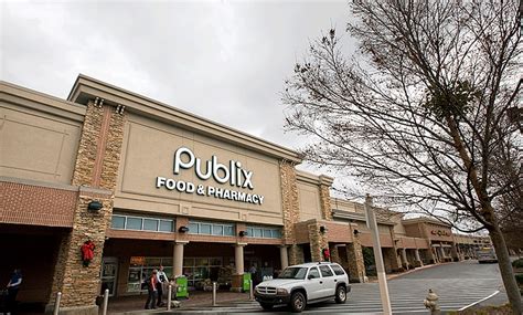Publix super market at the village at flynn crossing. Things To Know About Publix super market at the village at flynn crossing. 