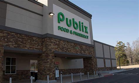 Publix super market at village at waterside. A southern favorite for groceries, Publix Super Market at Village at Waterside is conveniently... 7326 McCutcheon Rd, Chattanooga, TN 37421 