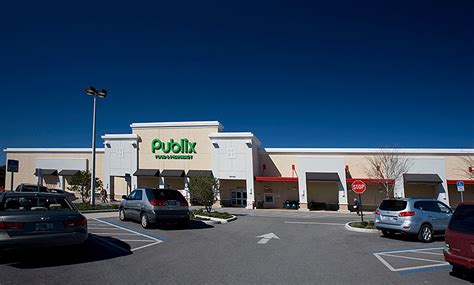 Publix super market at zephyr commons. Units come in nine different floor plans, from one to three bedrooms, ranging from 799 square feet to 1,355 square feet. Amenities will include a pool, dog park, playground, basketball court, pickleball court, trellis, and a cabana. Ilumina Zephyrhills will provide residents proximity to the Zephyr Commons shopping mall. 
