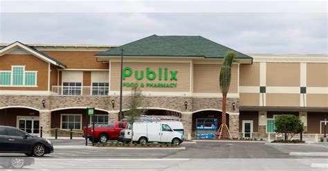 Publix the villages fl. April 22, 2023. The old Kindred Spirits in The Villages is being converted to a Publix Liquor Store. The Lady Lake Building Department this past week approved the construction permit for the remodeling of the former Kindred Spirits liquor store next to Publix at La Plaza Grande at Spanish Springs. This former Kindred Spirits liquor store is ... 