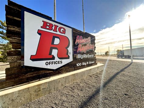 Pueblo big r. Big R is the top merchant for your home, farm, and ranch. We supply pet, clothing, footwear, sporting goods, hardware, automotive and more. Almost Anything, Big R's Got It! 