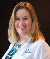  Dr. Peggy D. Headstrom is a gastroenterologist in Seattl