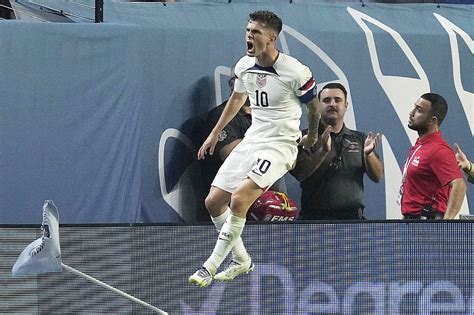 Pulisic scores twice as US beats Mexico 3-0 in CONCACAF Nations League