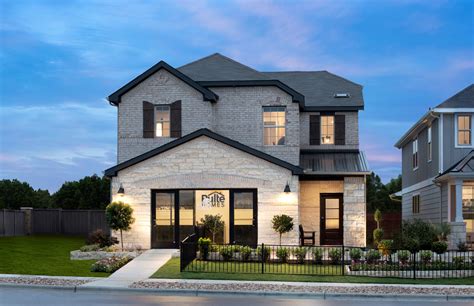 Pulte Homes in Denton, TX - YellowBot