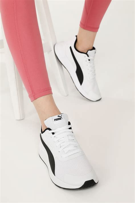 Puma kadın beyaz koşu ayakkabısı