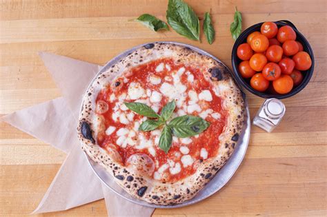 Pummarola pizza. Authentic Neapolitan cuisine. We offer pizza, pasta, sandwiches, salads, sides, and dessert - all made with the freshest ingredients and care. Dine-In, Delivery ... 