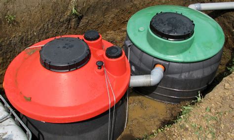 Pump septic tank. For septic system replacement and new home construction, Norwesco’s polyethylene septic tanks are designed for durability and quick, easy installation. Any Norwesco septic tank can be transported to the job site in a pickup truck and carried by just two people. This enables you to install the tank on your schedule. 