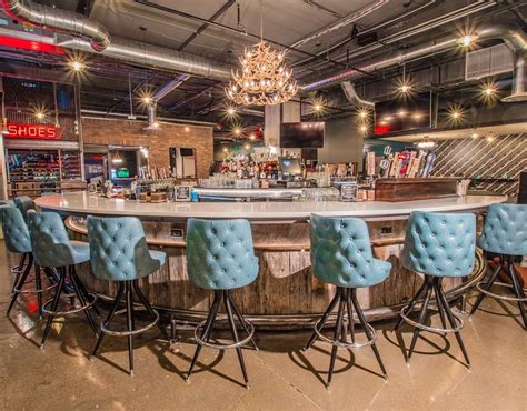 Punch bowl social indianapolis. A tour of Indy’s new ”eatertainment” venue. By. shanequinto87. - September 23, 2016. With a 360-degree bar, eight bowling lanes, private karaoke rooms, and a … 