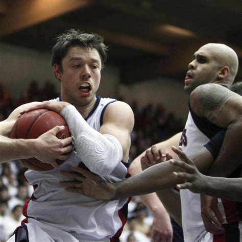 Pundits are picking against Saint Mary’s, but Gaels have hidden gem on their side