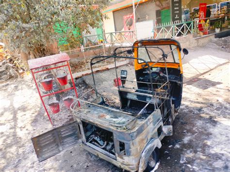 474px x 263px - Pune: Car Fire Sparks Panic at Festive Gathering In Khed